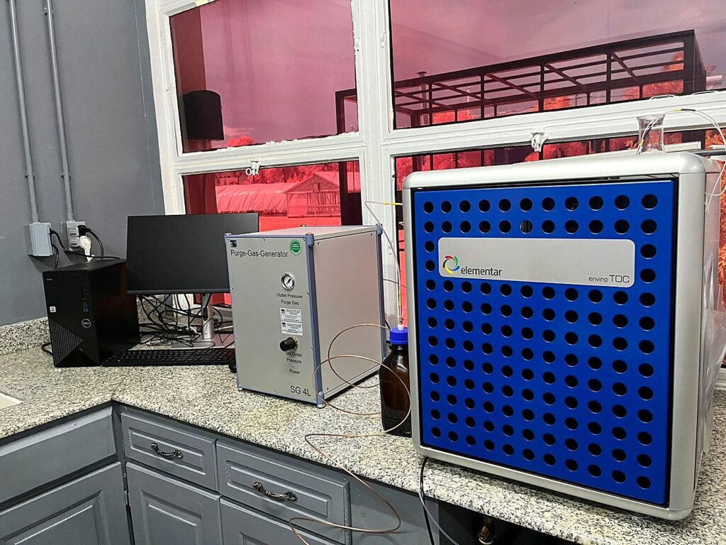 Instalación de equipo por Grupo SIRE